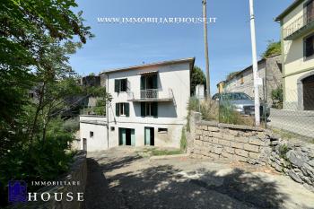 TURISMO, FAMIGLIA O RENDITA: PROPRIET&Agrave; VERSATILE NEL CENTRO (rif.37) [/GEST/immagini]  