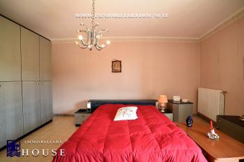 TURISMO, FAMIGLIA O RENDITA: PROPRIET&Agrave; VERSATILE NEL CENTRO (rif.37) [/GEST/immagini]  