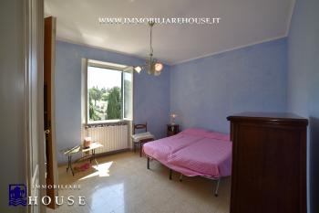 TURISMO, FAMIGLIA O RENDITA: PROPRIET&Agrave; VERSATILE NEL CENTRO (rif.37) [/GEST/immagini]  