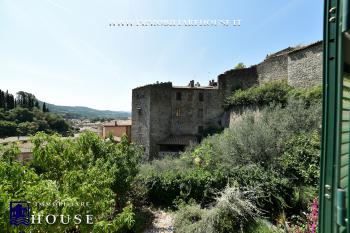 TURISMO, FAMIGLIA O RENDITA: PROPRIET&Agrave; VERSATILE NEL CENTRO (rif.37) [/GEST/immagini]  