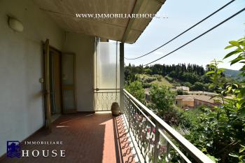 TURISMO, FAMIGLIA O RENDITA: PROPRIET&Agrave; VERSATILE NEL CENTRO (rif.37) [/GEST/immagini]  