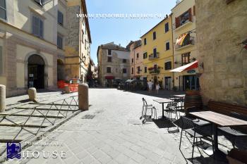 Affascinante appartamento nel cuore del centro storico di Bolsena (rif.6) [/GEST/immagini]  