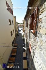 Affascinante appartamento nel cuore del centro storico di Bolsena (rif.6) [/GEST/immagini]  