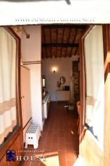 Affascinante appartamento nel cuore del centro storico di Bolsena (rif.6) [/GEST/immagini]  