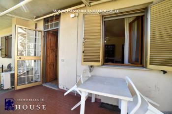 Piano Terra con Ingresso Indipendente, Giardino e Garage – La Casa Ideale a Bolsena (rif.39) [/GEST/immagini]  