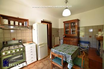 Piano Terra con Ingresso Indipendente, Giardino e Garage – La Casa Ideale a Bolsena (rif.39) [/GEST/immagini]  