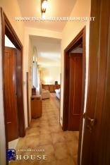 Piano Terra con Ingresso Indipendente, Giardino e Garage – La Casa Ideale a Bolsena (rif.39) [/GEST/immagini]  