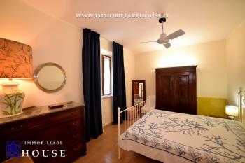 Piano Terra con Ingresso Indipendente, Giardino e Garage – La Casa Ideale a Bolsena (rif.39) [/GEST/immagini]  