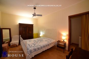 Piano Terra con Ingresso Indipendente, Giardino e Garage – La Casa Ideale a Bolsena (rif.39) [/GEST/immagini]  