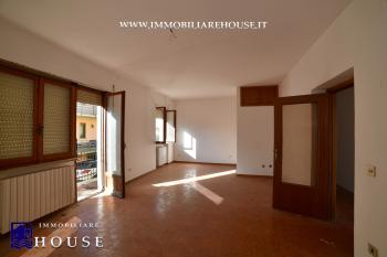 APPARTAMENTO CON INGRESSO INDIPENDENTE, GIARDINO E GARAGE (rif.25) [/GEST/immagini]  