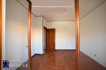 APPARTAMENTO CON INGRESSO INDIPENDENTE, GIARDINO E GARAGE (rif.25) [/GEST/immagini]  