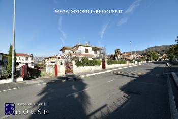 BOLSENA: TERRAZZA, LUCE E TRANQUILLIT&Agrave; A DUE PASSI DAL LAGO (rif.29) [/GEST/immagini]  