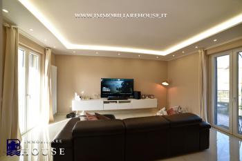 UN’ABITAZIONE “CHIAVI IN MANO” DAL GUSTO RAFFINATO (rif. 30) [/GEST/immagini]  