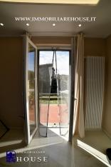 UN’ABITAZIONE “CHIAVI IN MANO” DAL GUSTO RAFFINATO (rif. 30) [/GEST/immagini]  