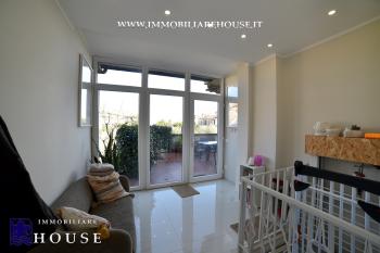 UN’ABITAZIONE “CHIAVI IN MANO” DAL GUSTO RAFFINATO (rif. 30) [/GEST/immagini]  