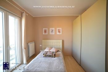 UN’ABITAZIONE “CHIAVI IN MANO” DAL GUSTO RAFFINATO (rif. 30) [/GEST/immagini]  