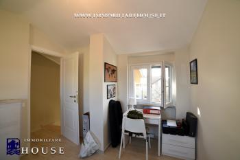 UN’ABITAZIONE “CHIAVI IN MANO” DAL GUSTO RAFFINATO (rif. 30) [/GEST/immagini]  