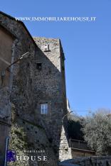 APPARTAMENTO UNICO NEL QUARTIERE CASTELLO DI BOLSENA. (rif.15) [/GEST/immagini]  