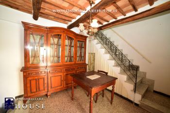 Palazzetto cielo-terra via S.Giorgio (rif.17) [/GEST/immagini]  