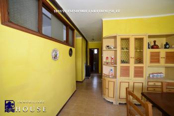 CASA PIANO TERRA 800 MQ DI GIARDINO A DUE PASSI DAL LAGO (rif.16) [/GEST/immagini]  