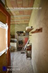 CASA PIANO TERRA 800 MQ DI GIARDINO A DUE PASSI DAL LAGO (rif.16) [/GEST/immagini]  