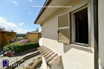 Bolsena Splendido appartamento di ampia metratura in Via della Rena (rif.33) [/GEST/immagini]  